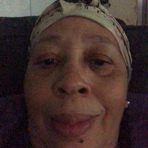 Meet your Posher, Sharon